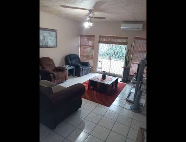 3 BEDROOM HOUSE FOR SALE IN KIRKNEY